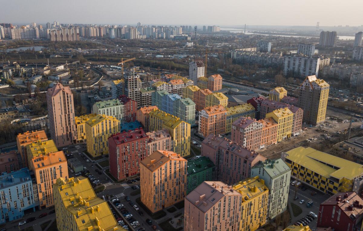 Kyiv mass housing redevelopment — figure 4
